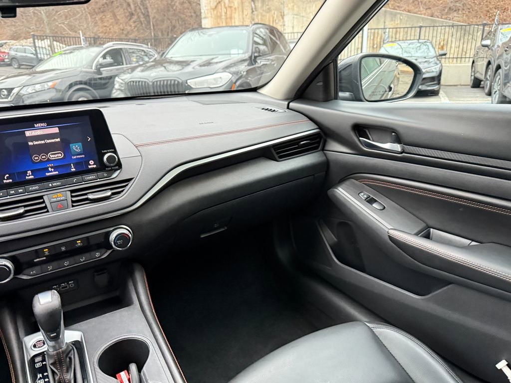 Used 2021 Nissan Altima 2.5 SR image 14
