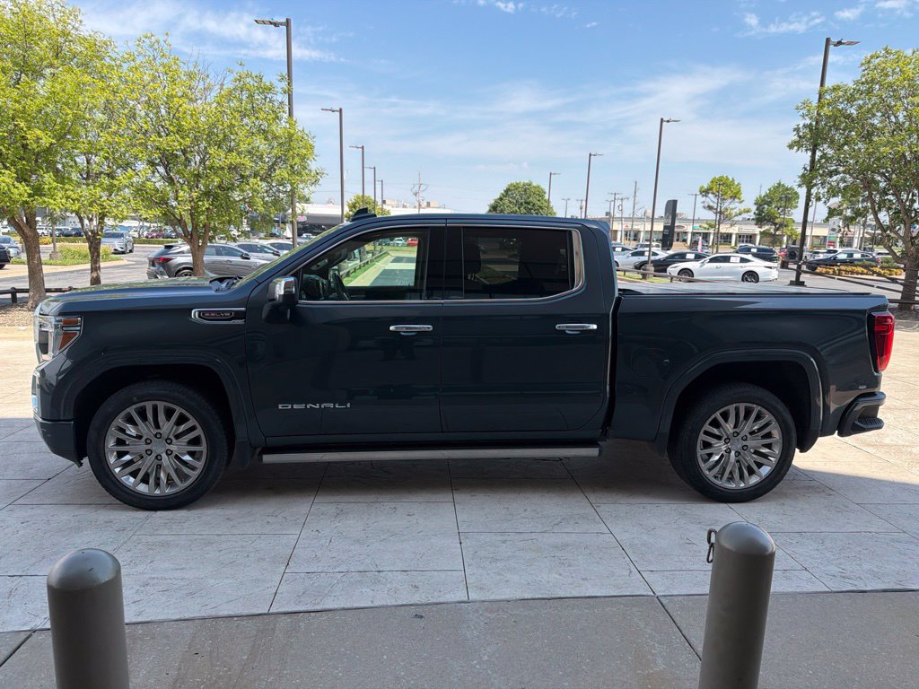 Used 2019 GMC Sierra 1500 Denali w/ Denali Ultimate Package AWD/4WD image 3