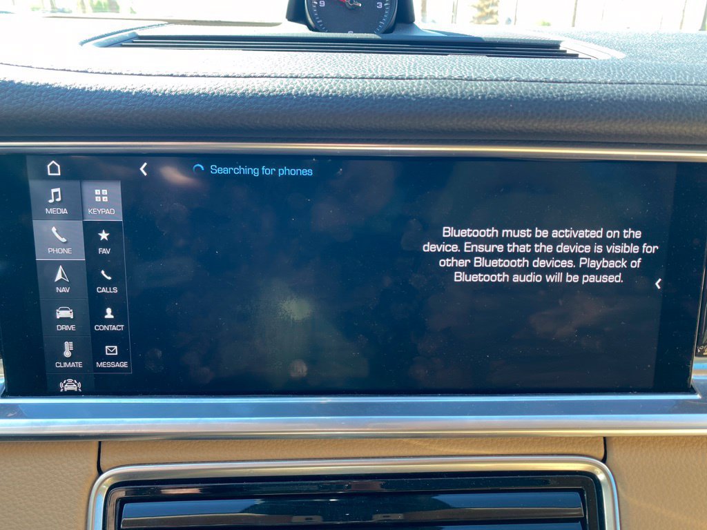 Used 2017 Porsche Panamera 4 AWD/4WD image 20