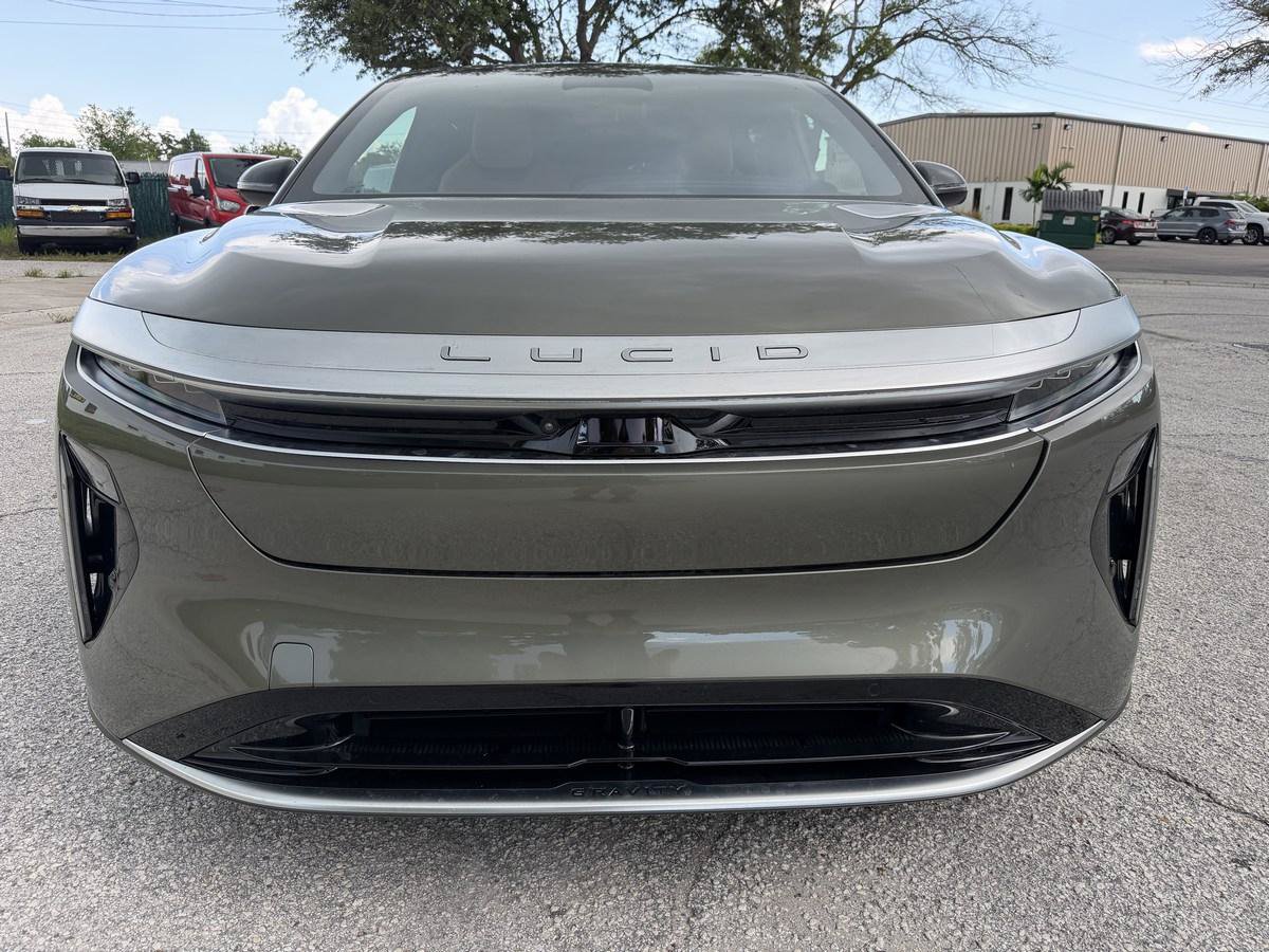 Used 2026 Lucid Gravity Grand Touring AWD/4WD image 7