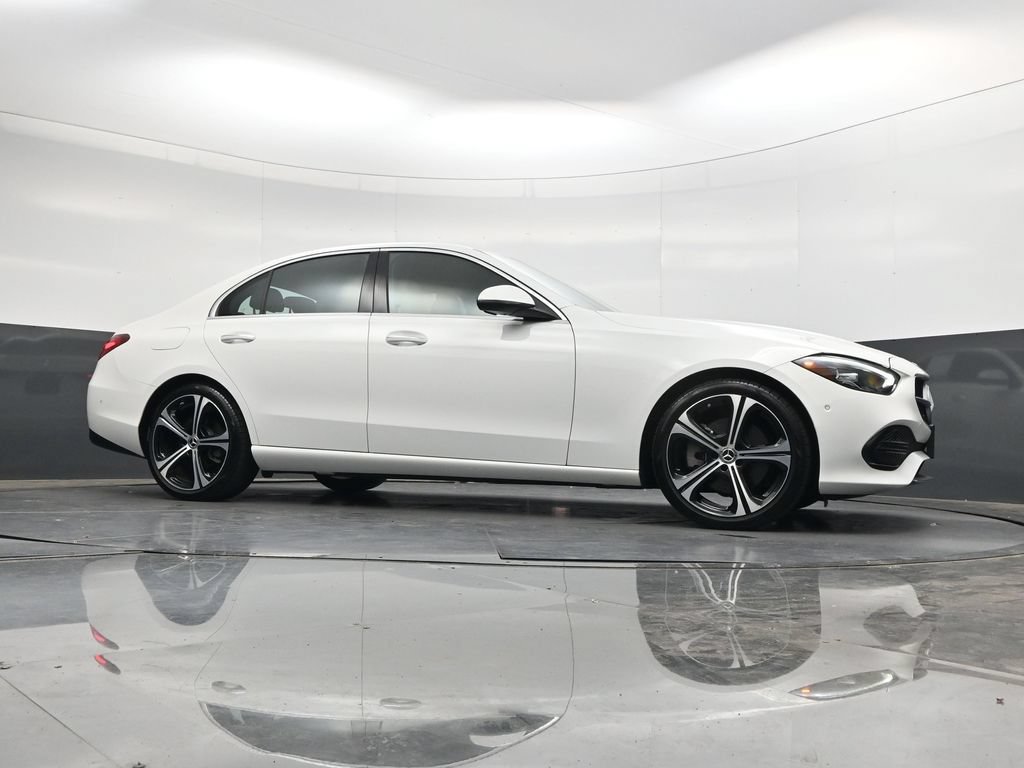 Used 2025 Mercedes-Benz C 300 Sedan image 41