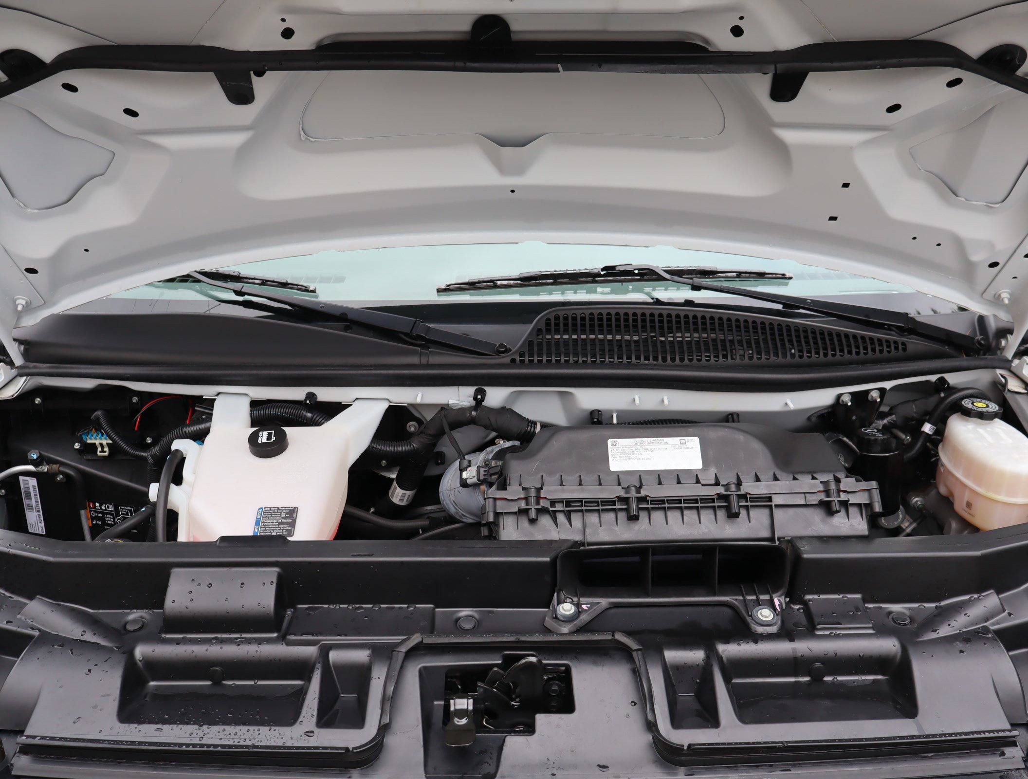 Used 2024 Chevrolet Express 2500 w/ Driver Convenience Package image 39