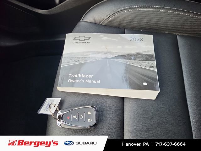 Used 2023 Chevrolet TrailBlazer ACTIV w/ Sun and Liftgate Package image 29