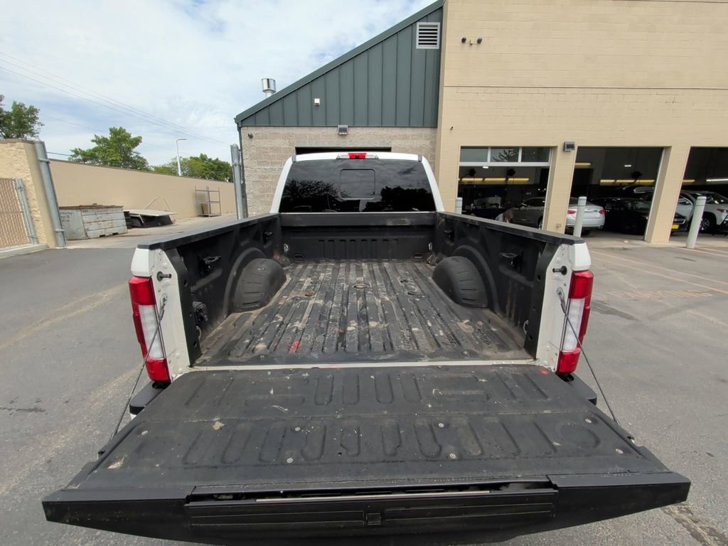 Used 2017 Ford F350 Platinum w/ Platinum Ultimate Package AWD/4WD image 17