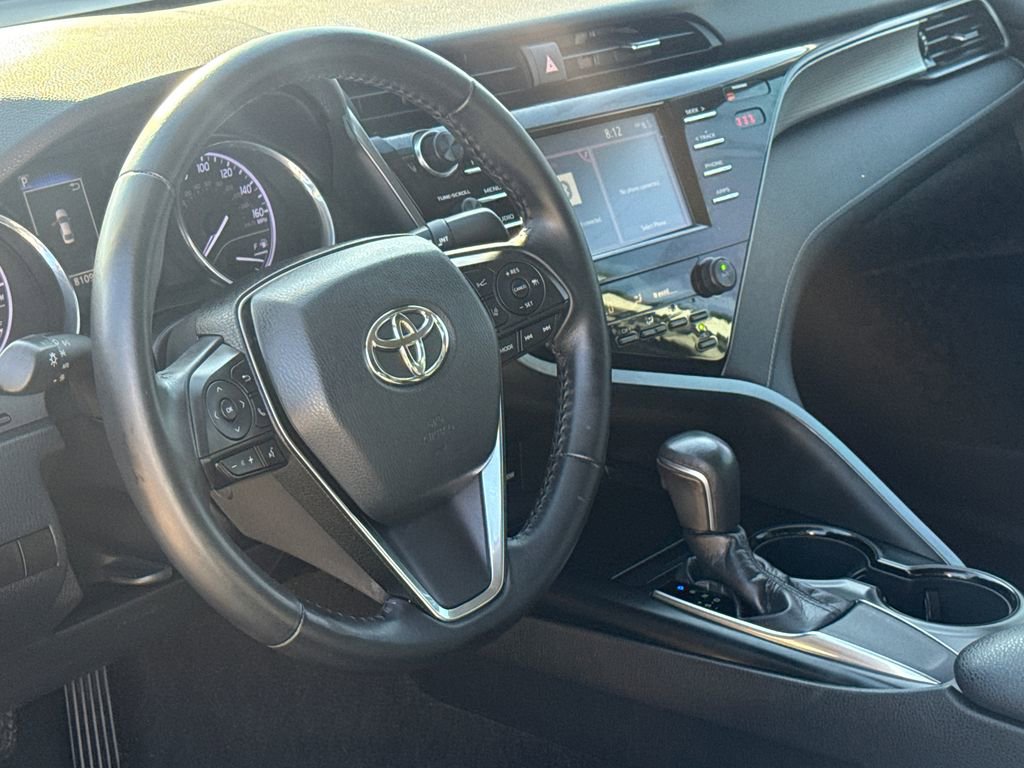 Used 2019 Toyota Camry SE FWD image 17