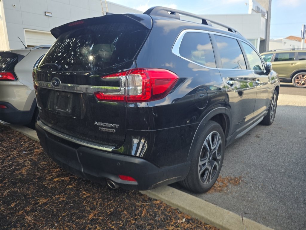 Used 2023 Subaru Ascent Touring AWD/4WD image 4