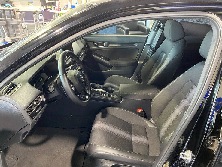 Used 2025 Honda Civic Sport image 14