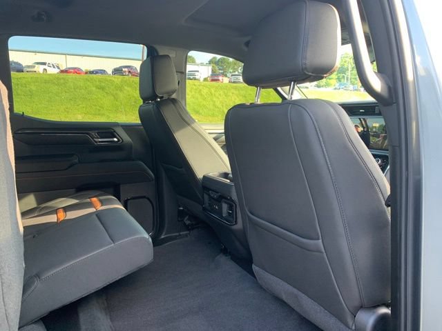 Used 2024 GMC Sierra 1500 AT4 w/ Technology Package AWD/4WD image 13