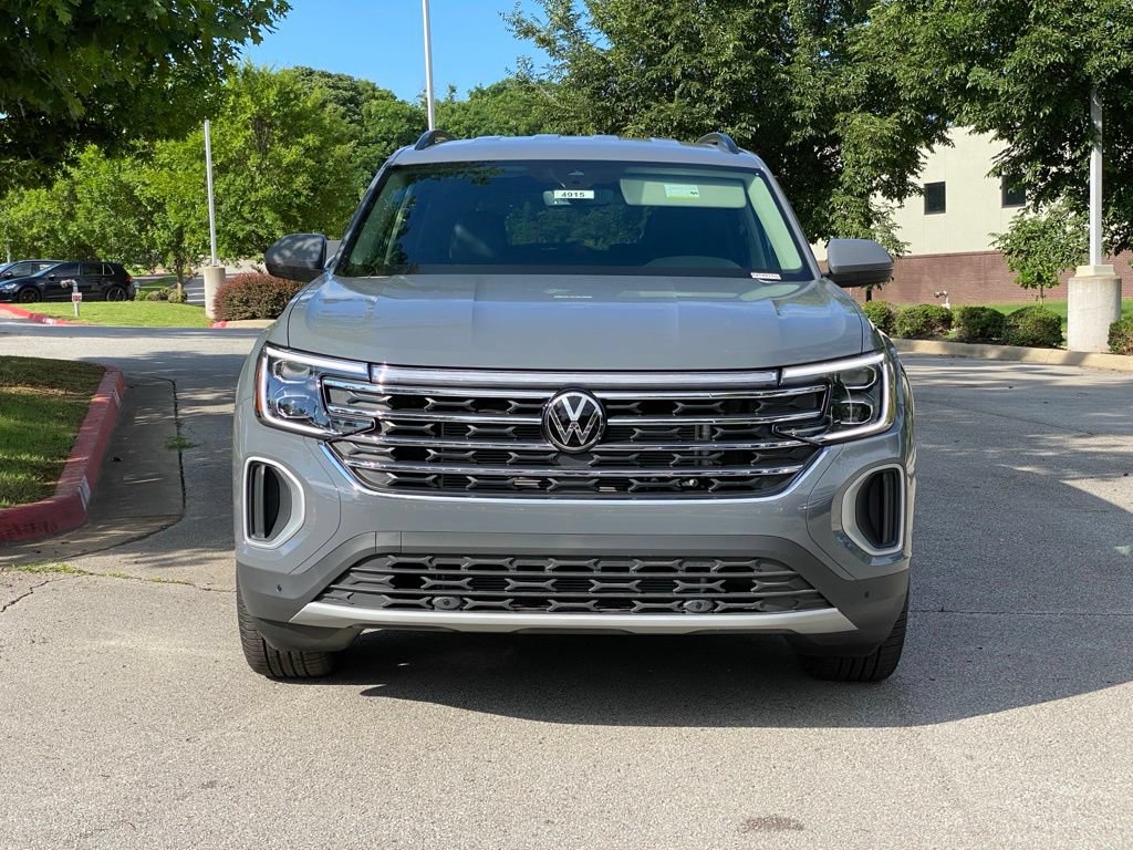New 2026 Volkswagen Atlas SE AWD/4WD image 2