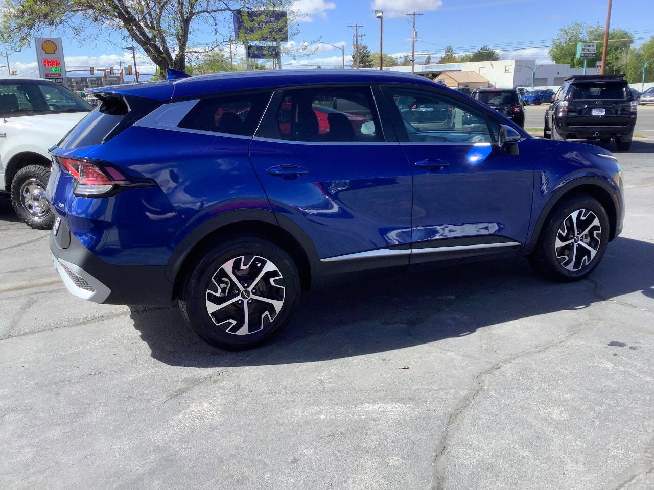 Used 2024 Kia Sportage EX image 10