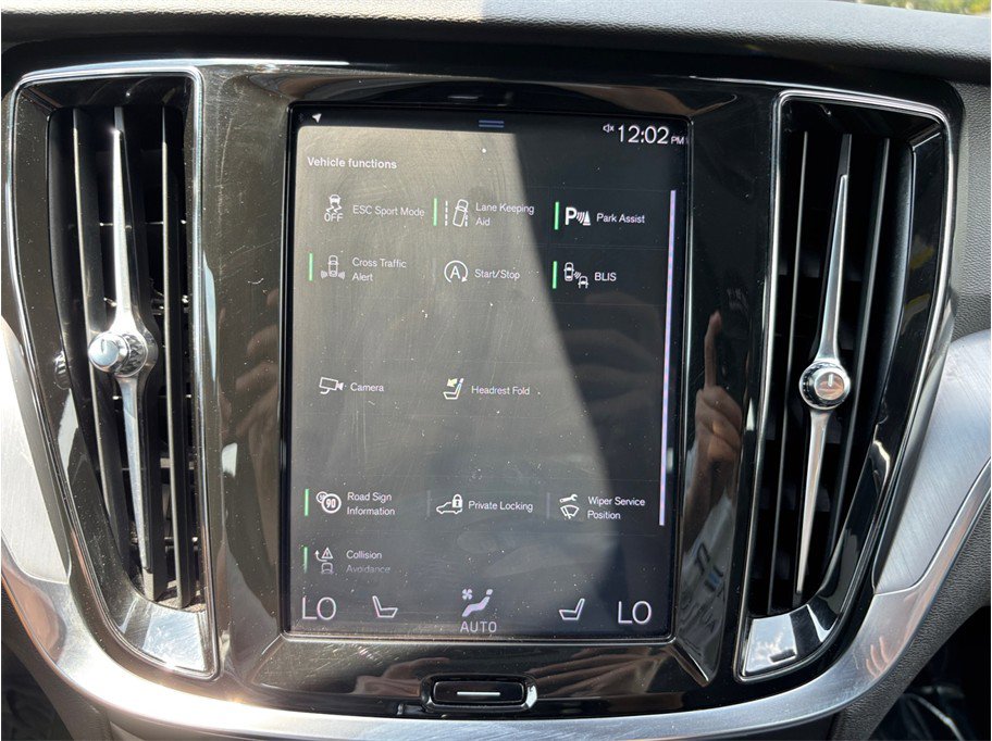 Used 2019 Volvo S60 T6 Momentum AWD/4WD image 33