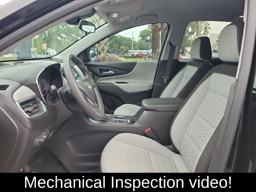 Used 2023 Chevrolet Equinox LS w/ LS Convenience Package FWD image 2