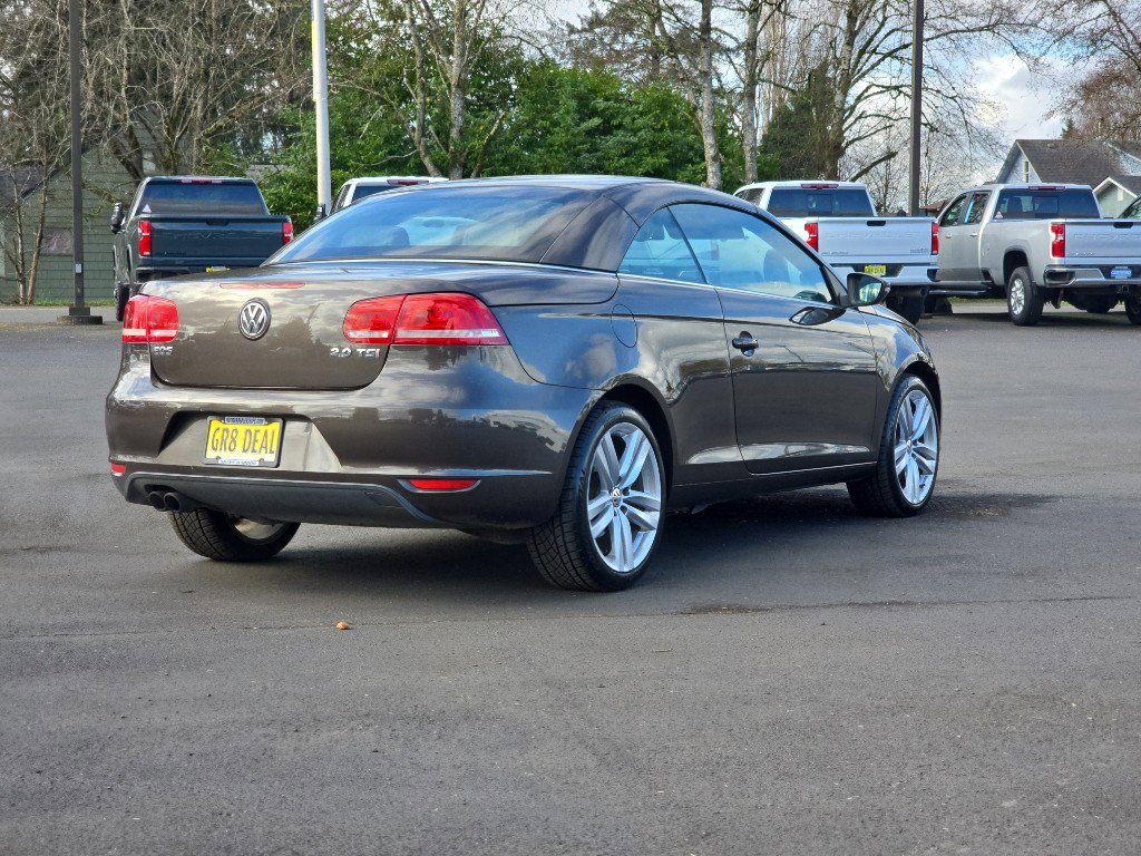 Used 2013 Volkswagen Eos Executive image 5