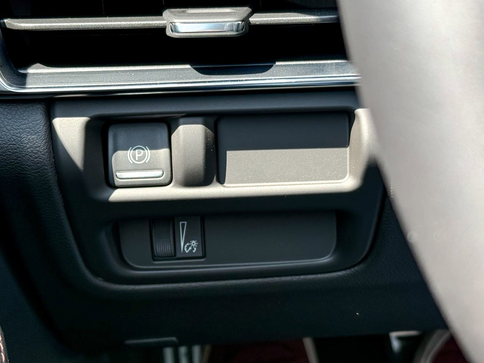 New 2025 Cadillac CT5 Sport w/ Technology Package AWD/4WD image 31