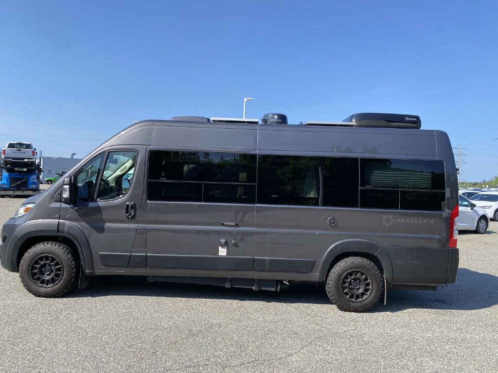 New 2024 RAM ProMaster 3500 w/ Quick Order Package 22H SLT+ FWD image 4
