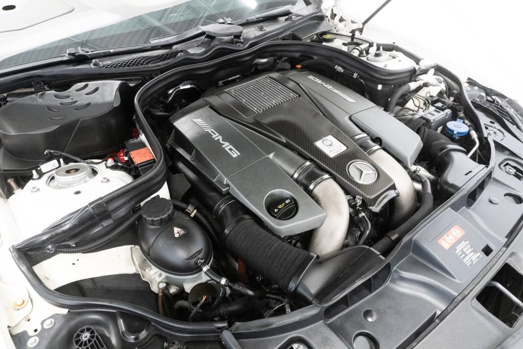 Used 2013 Mercedes-Benz CLS 63 AMG image 4