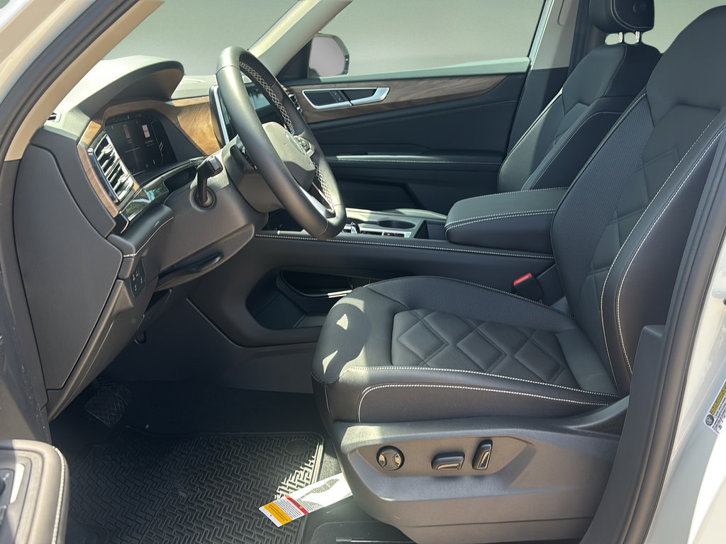 New 2026 Volkswagen Atlas SE FWD image 21