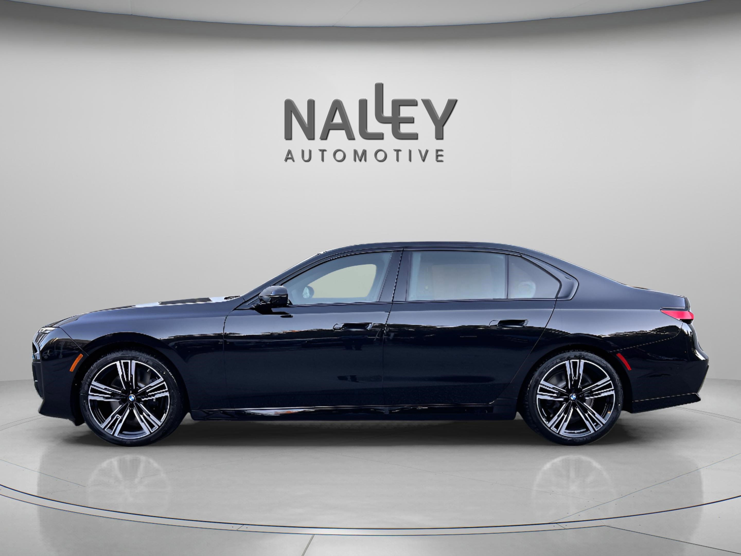 Used 2026 BMW 740i 740i image 3