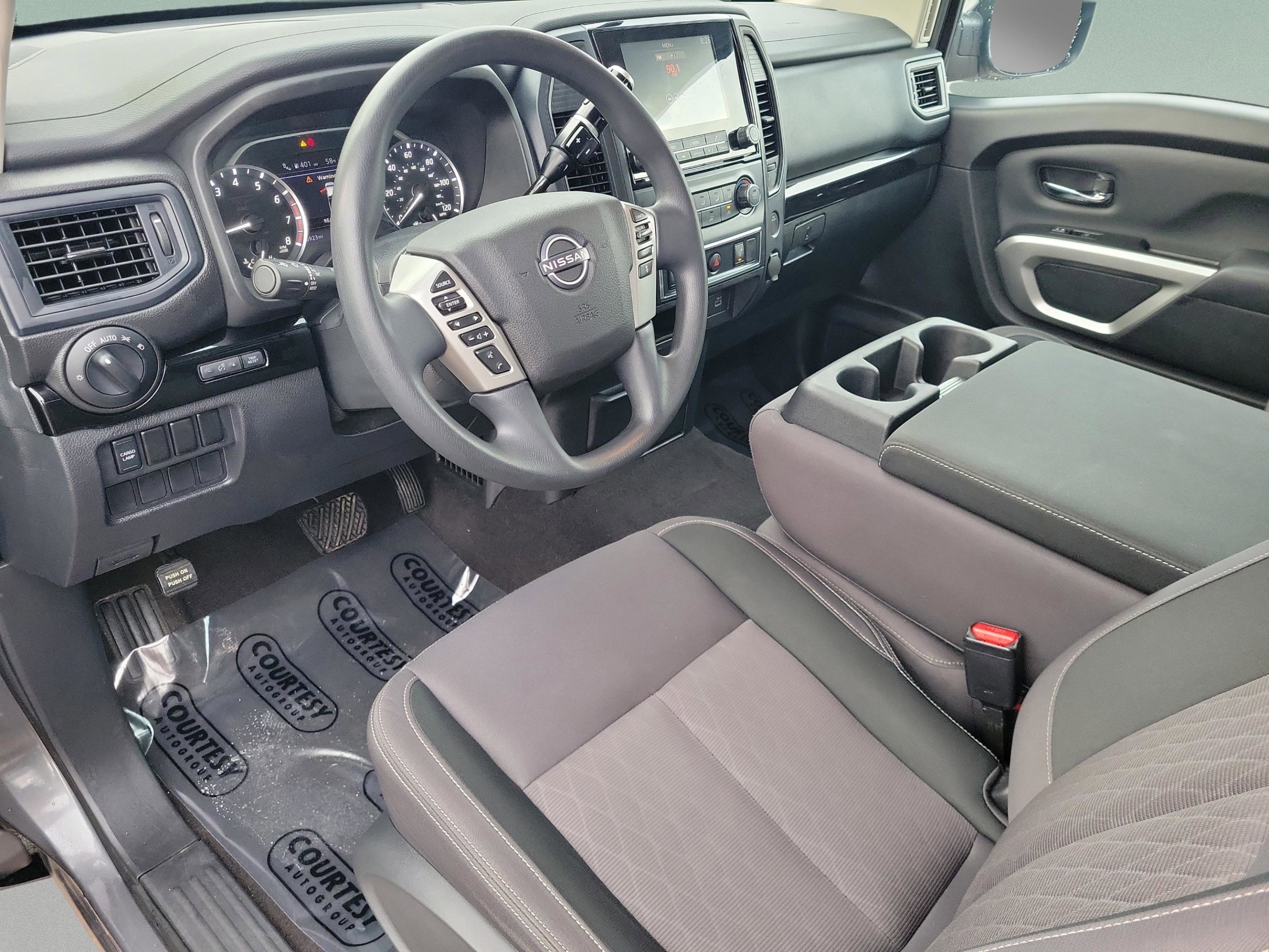 Certified 2023 Nissan Titan SV image 22