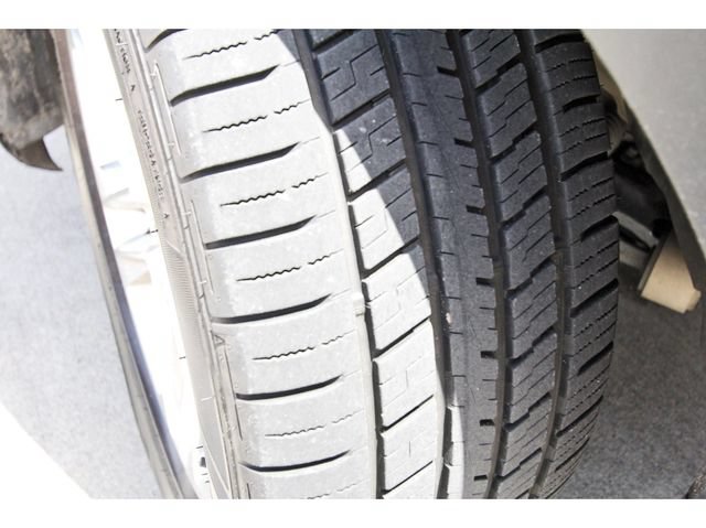 Used 2017 Ford Explorer Limited w/ Equipment Group 301A FWD image 29