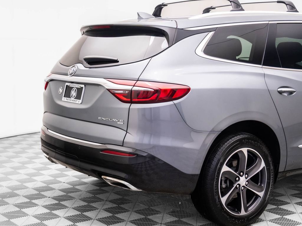 Used 2019 Buick Enclave Essence w/ LPO, Sport Appearance Package image 36