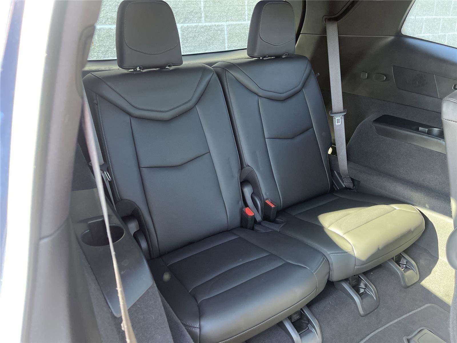 Certified 2025 Cadillac XT6 Premium Luxury AWD/4WD image 43