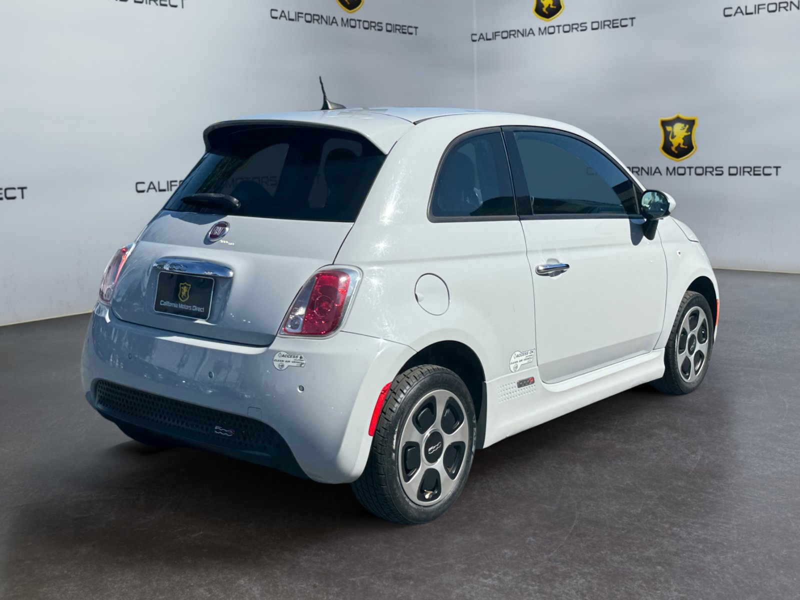 Used 2016 FIAT 500 e FWD image 5