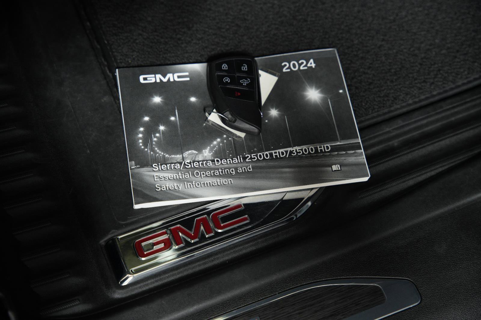 Used 2024 GMC Sierra 2500 AT4 w/ AT4 Premium Plus Package image 48