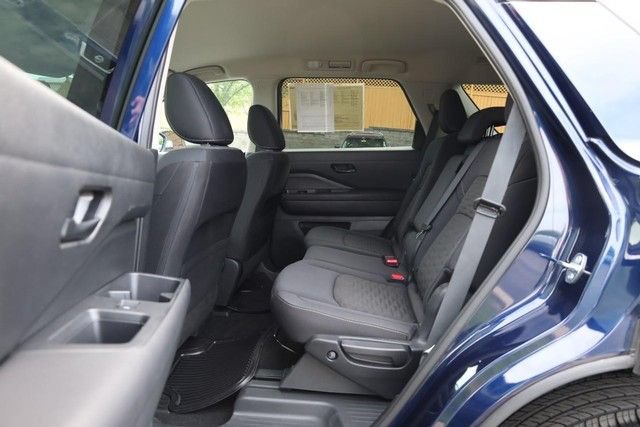 Certified 2025 Nissan Pathfinder SV AWD/4WD image 22