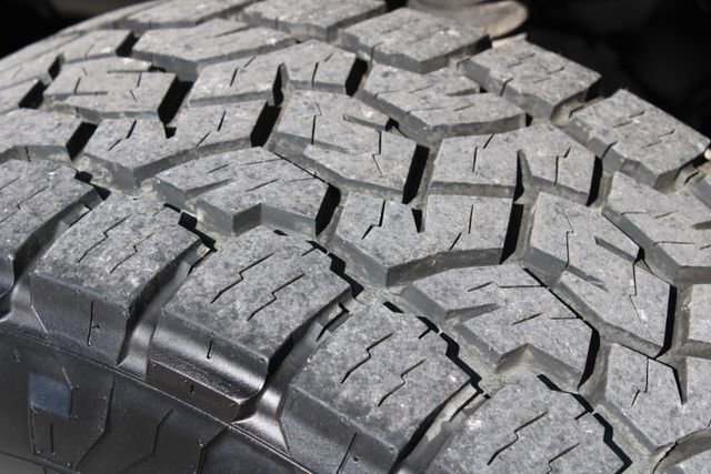 Used 2021 Nissan Titan PRO-4X w/ Pro-4x Convenience Package image 27