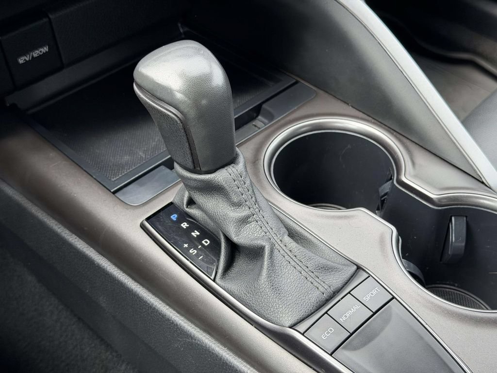 Certified 2024 Toyota Camry SE w/ Cold Weather Package FWD image 6
