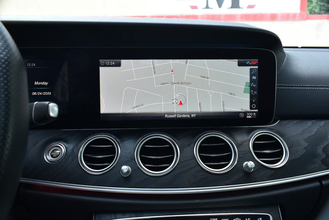 Used 2019 Mercedes-Benz E 53 AMG 4MATIC Sedan image 24
