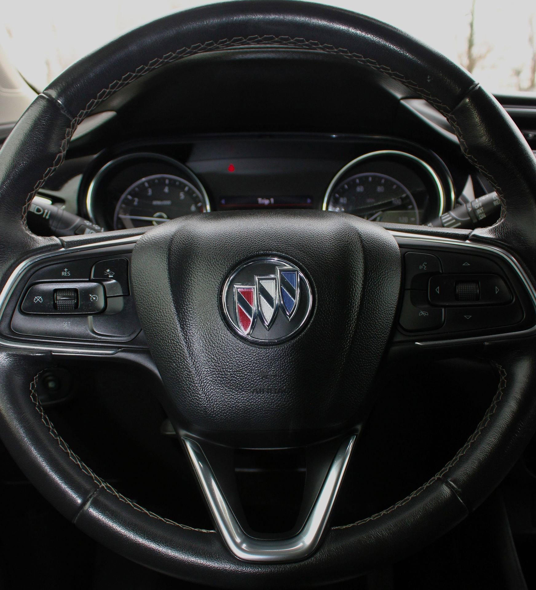 Used 2020 Buick Encore GX Select w/ Sport Touring Package image 23