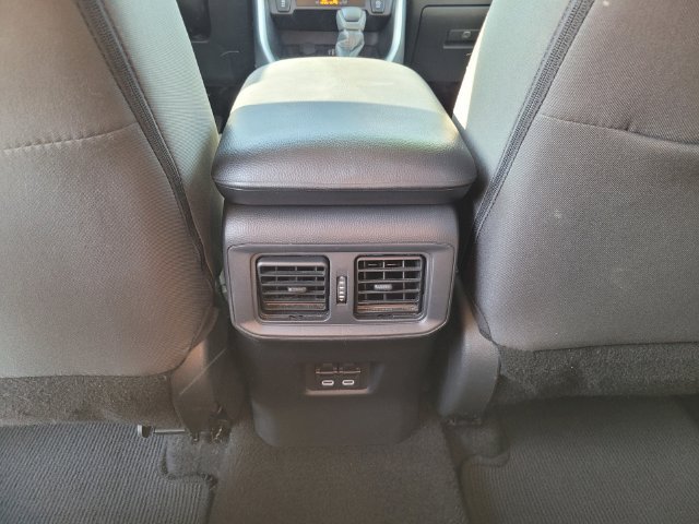 Used 2024 Toyota RAV4 XLE FWD image 17