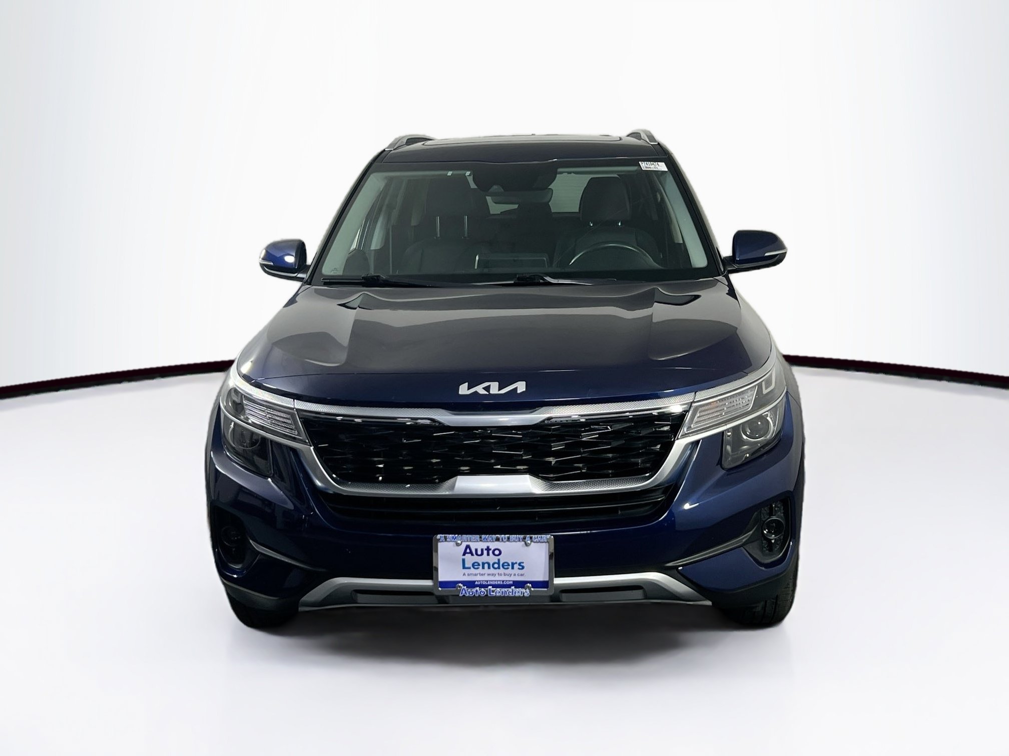 Used 2023 Kia Seltos EX AWD/4WD image 2