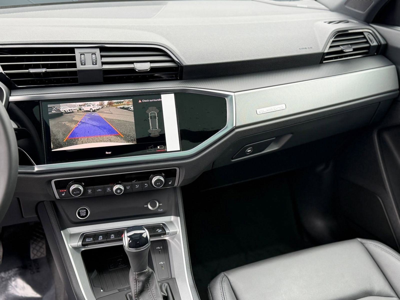 New 2025 Audi Q3 2.0T Premium image 29