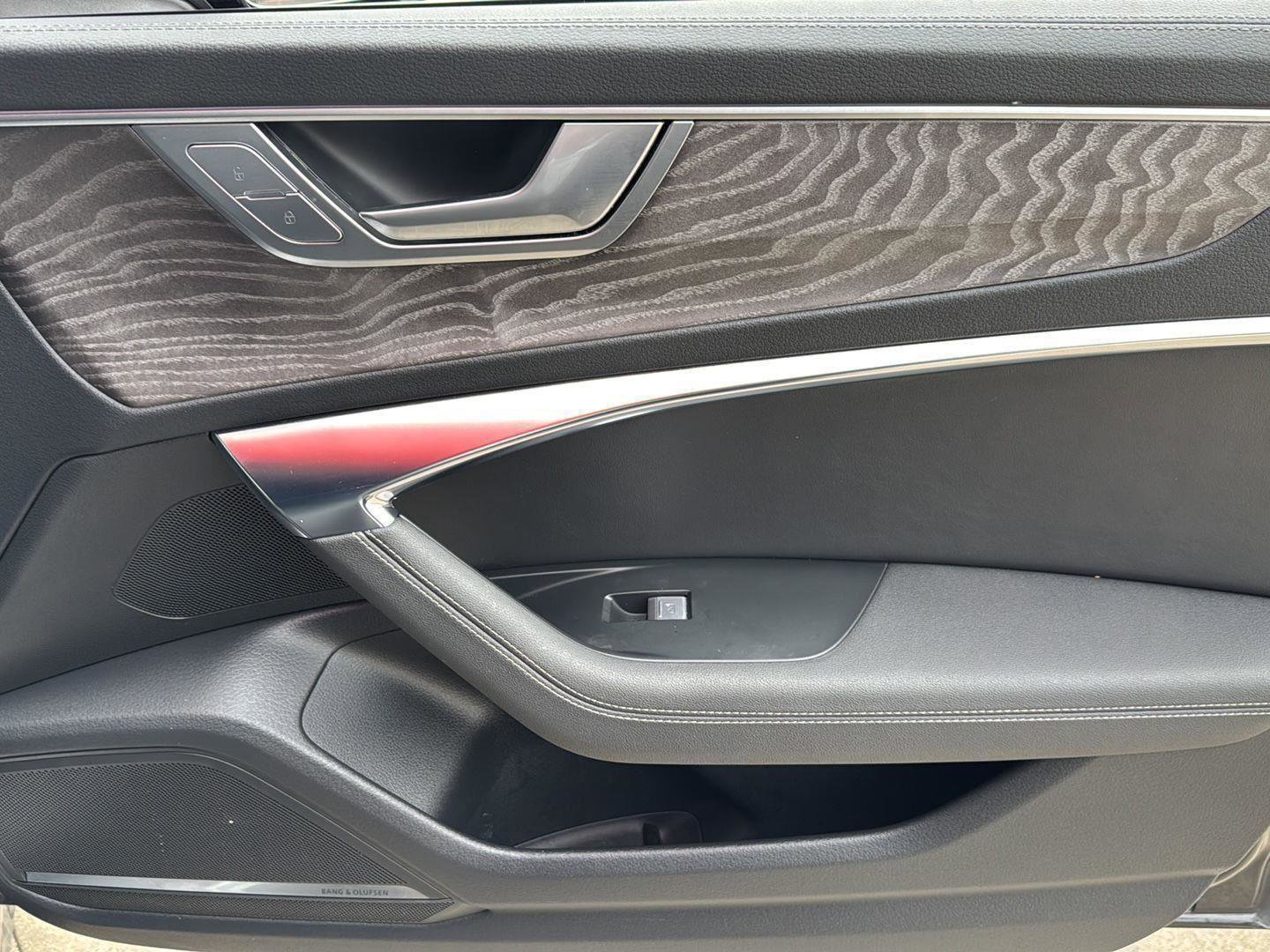 Used 2024 Audi A6 Premium Plus image 27