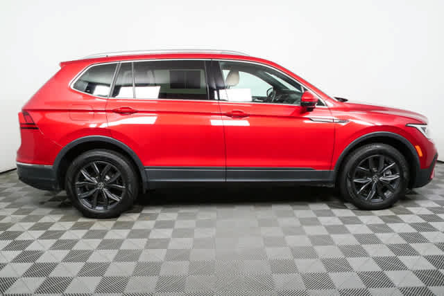 Certified 2023 Volkswagen Tiguan SE FWD image 26