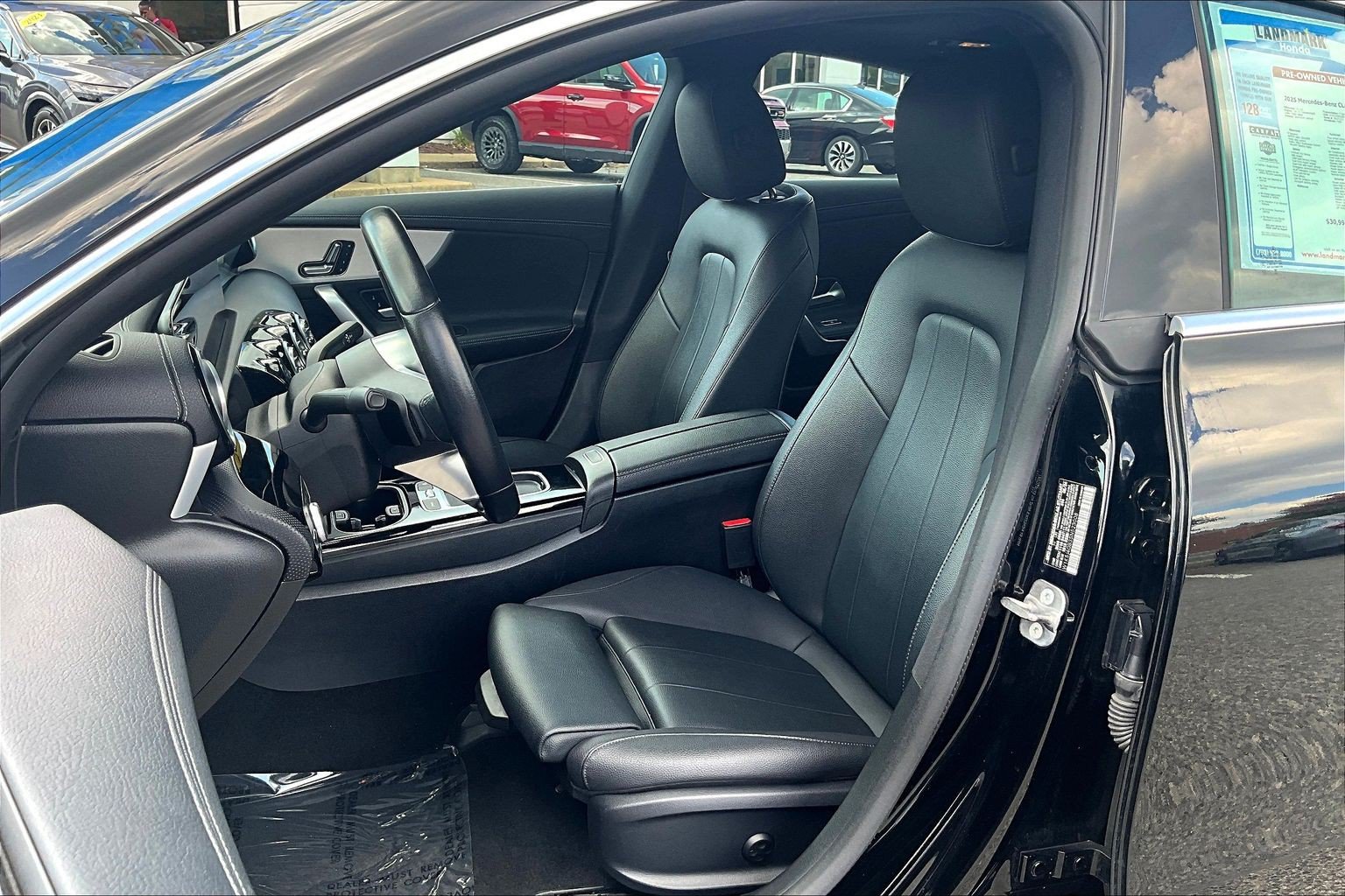 Used 2025 Mercedes-Benz CLA 250 image 27