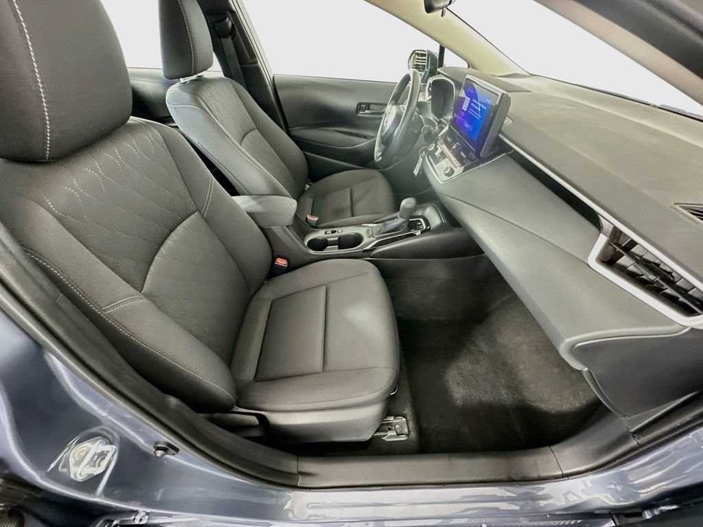 Certified 2025 Toyota Corolla LE FWD image 26
