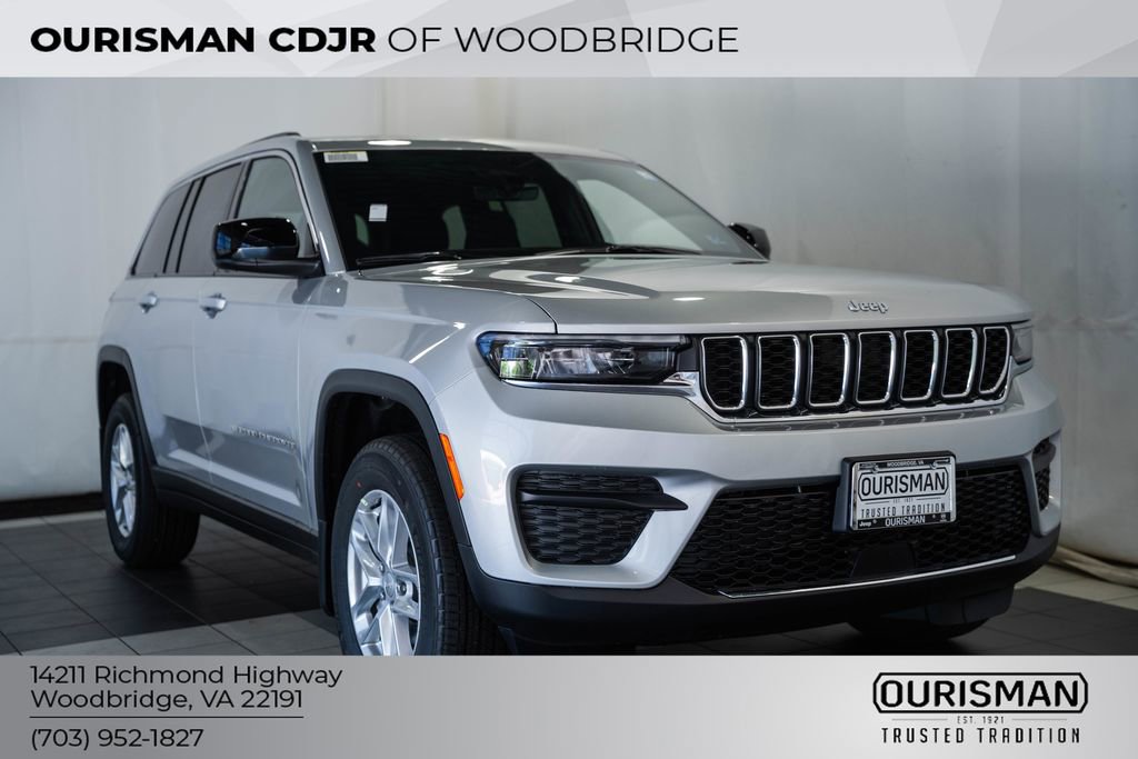 New 2026 Jeep Grand Cherokee Laredo X AWD/4WD image 1