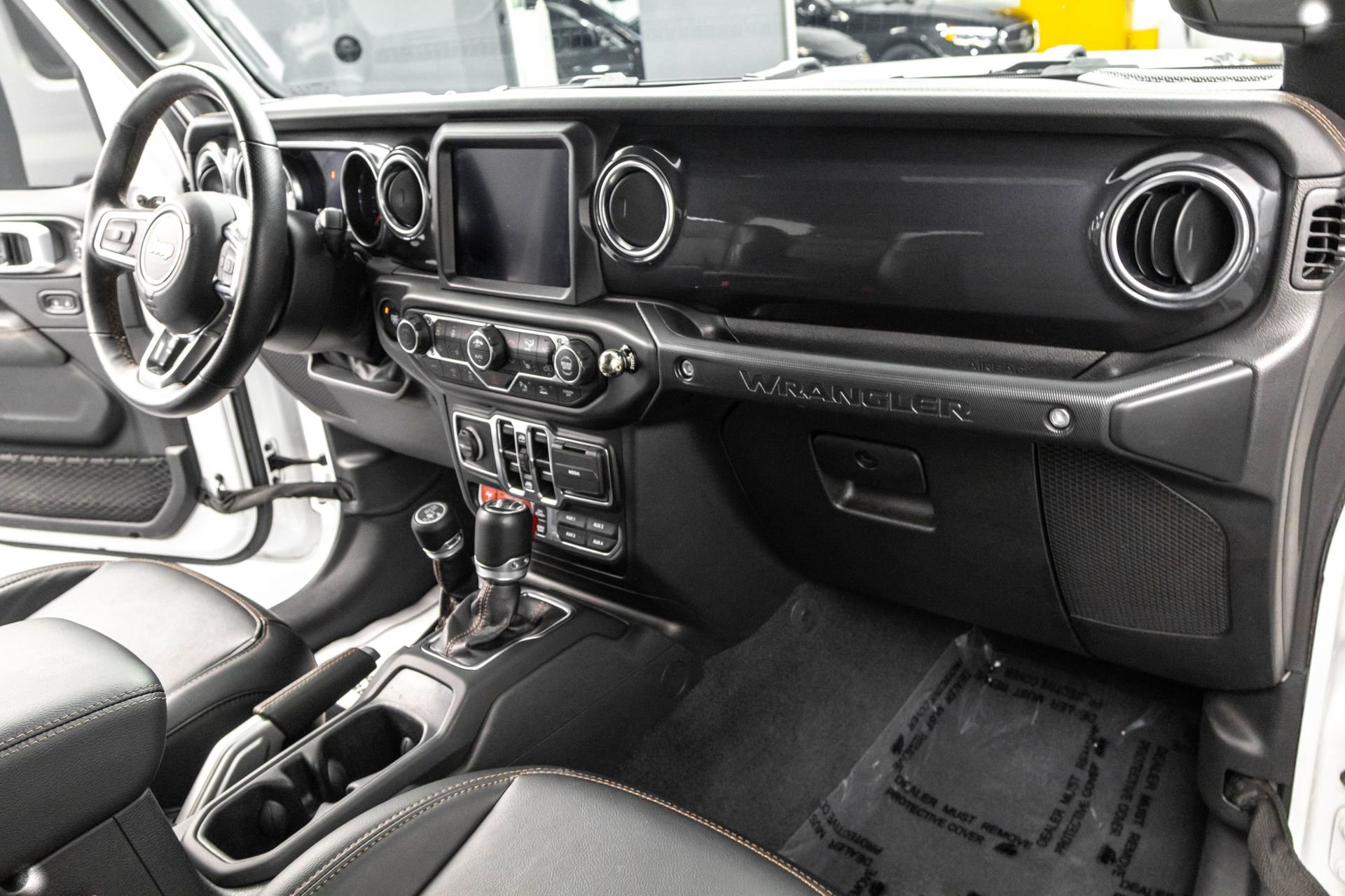 Used 2022 Jeep Wrangler Unlimited Rubicon w/ Trailer Tow Package AWD/4WD image 38