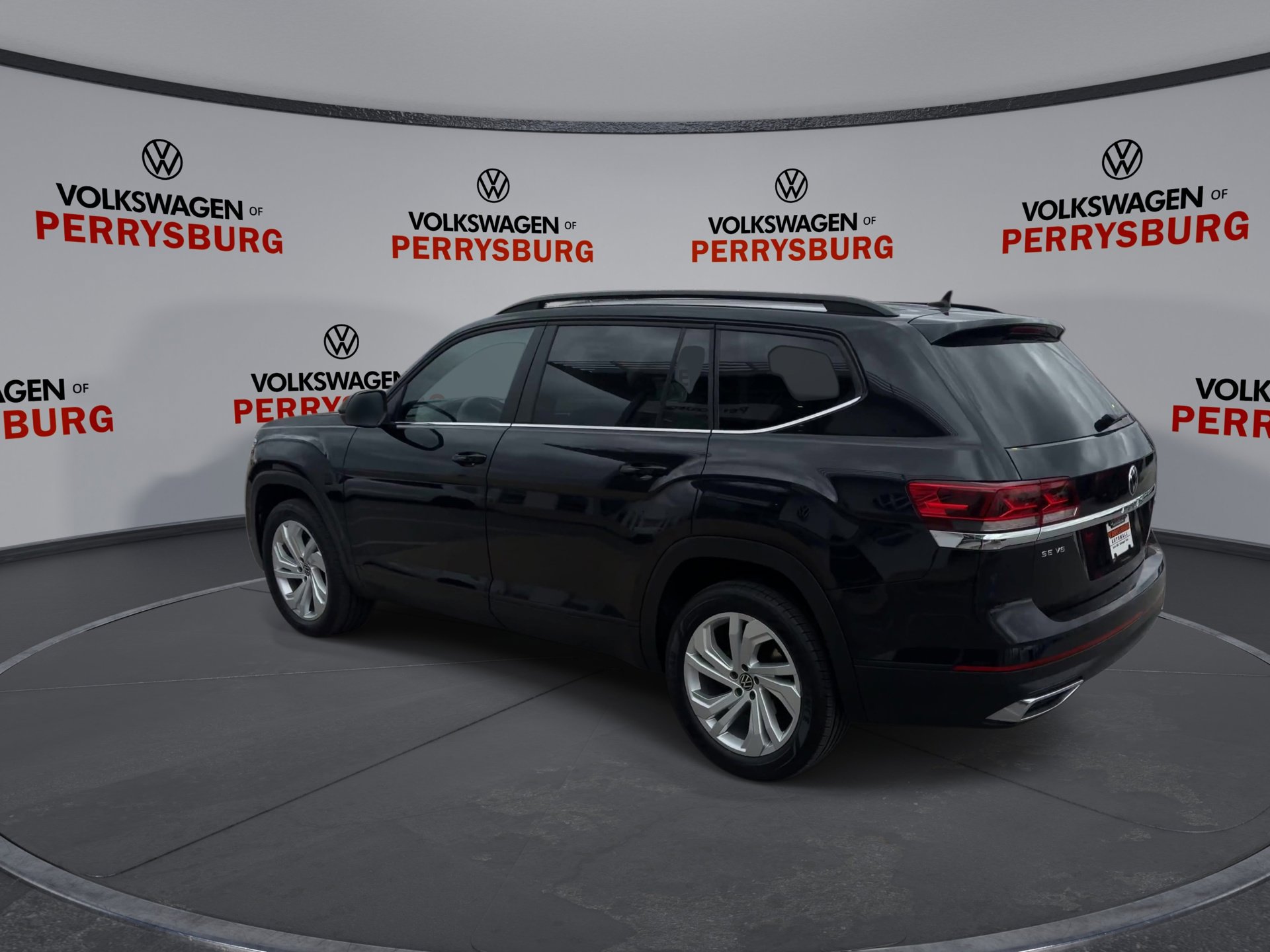 Used 2021 Volkswagen Atlas SE image 6
