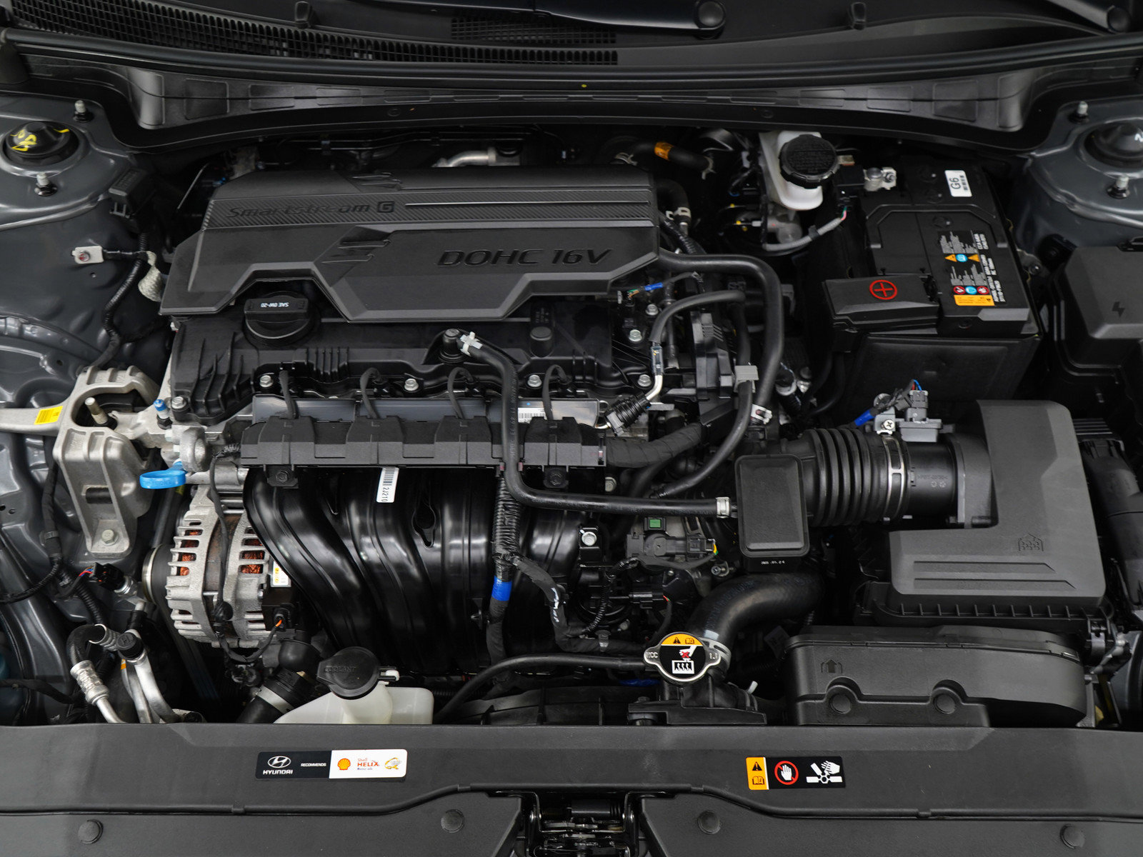 Used 2025 Hyundai Elantra SEL FWD image 29