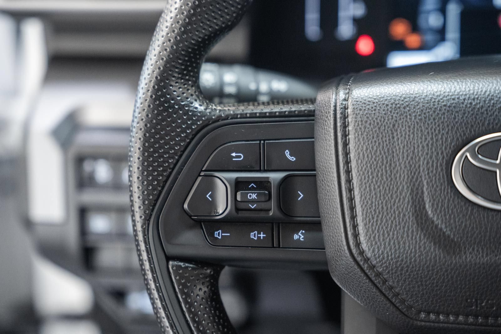 Used 2026 Toyota Tacoma SR5 RWD image 35