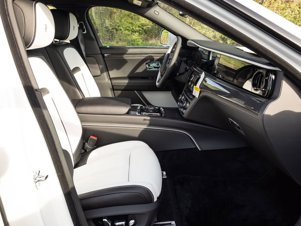 New 2026 Rolls-Royce Ghost Black Badge image 71