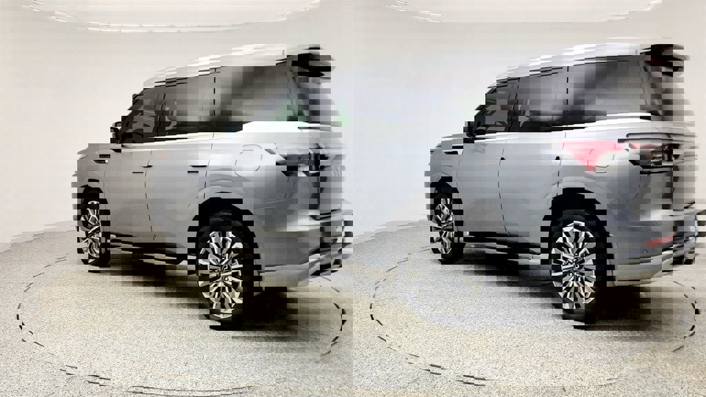 Used 2025 INFINITI QX80 Sensory w/ Premium Cargo Package image 7