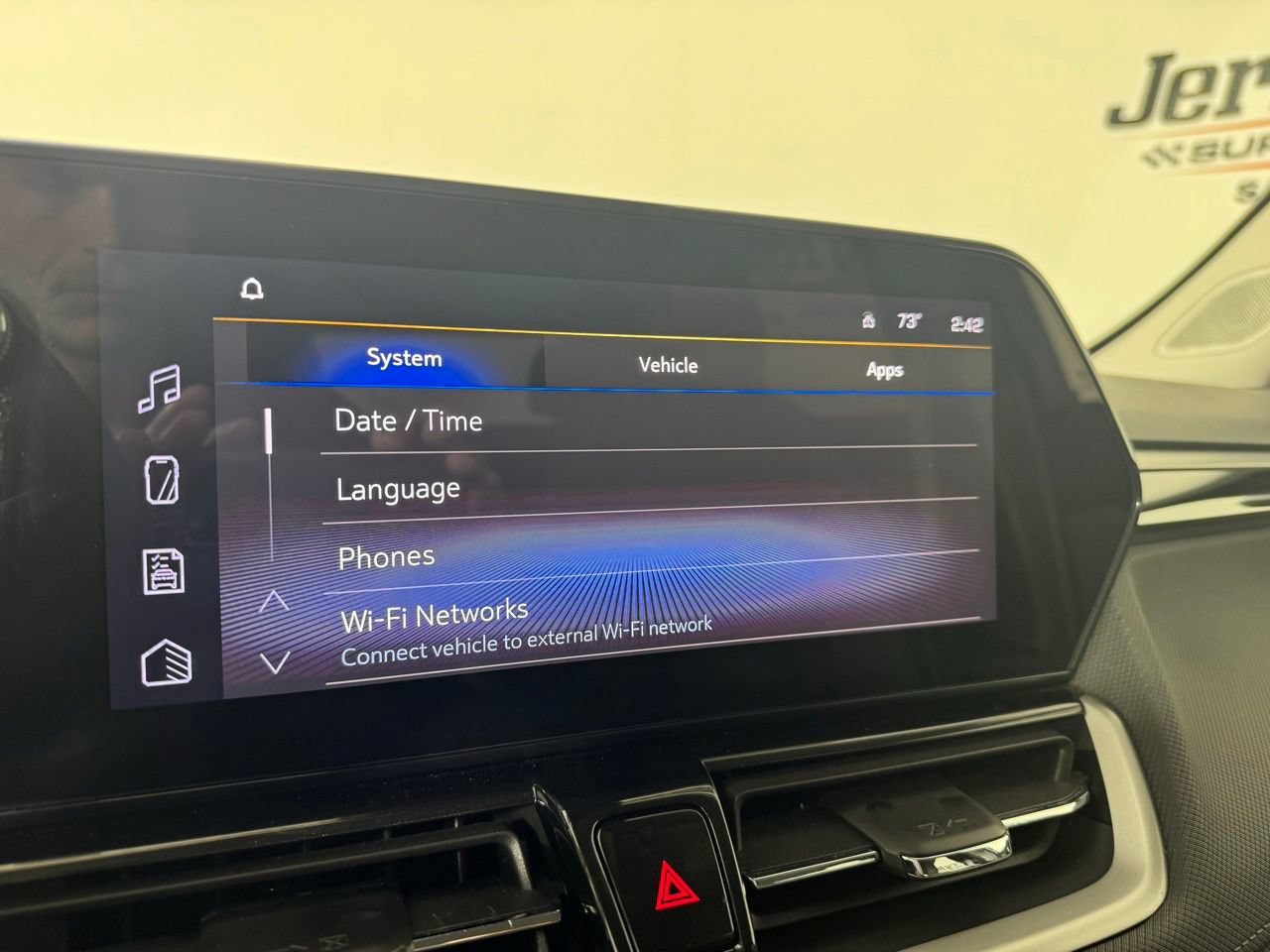Used 2025 Chevrolet TrailBlazer LT AWD/4WD image 16