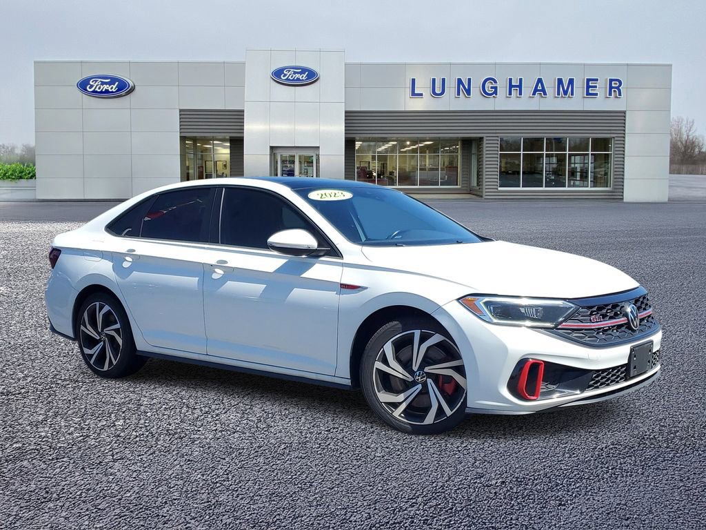 Used 2023 Volkswagen Jetta GLI Autobahn FWD image 1