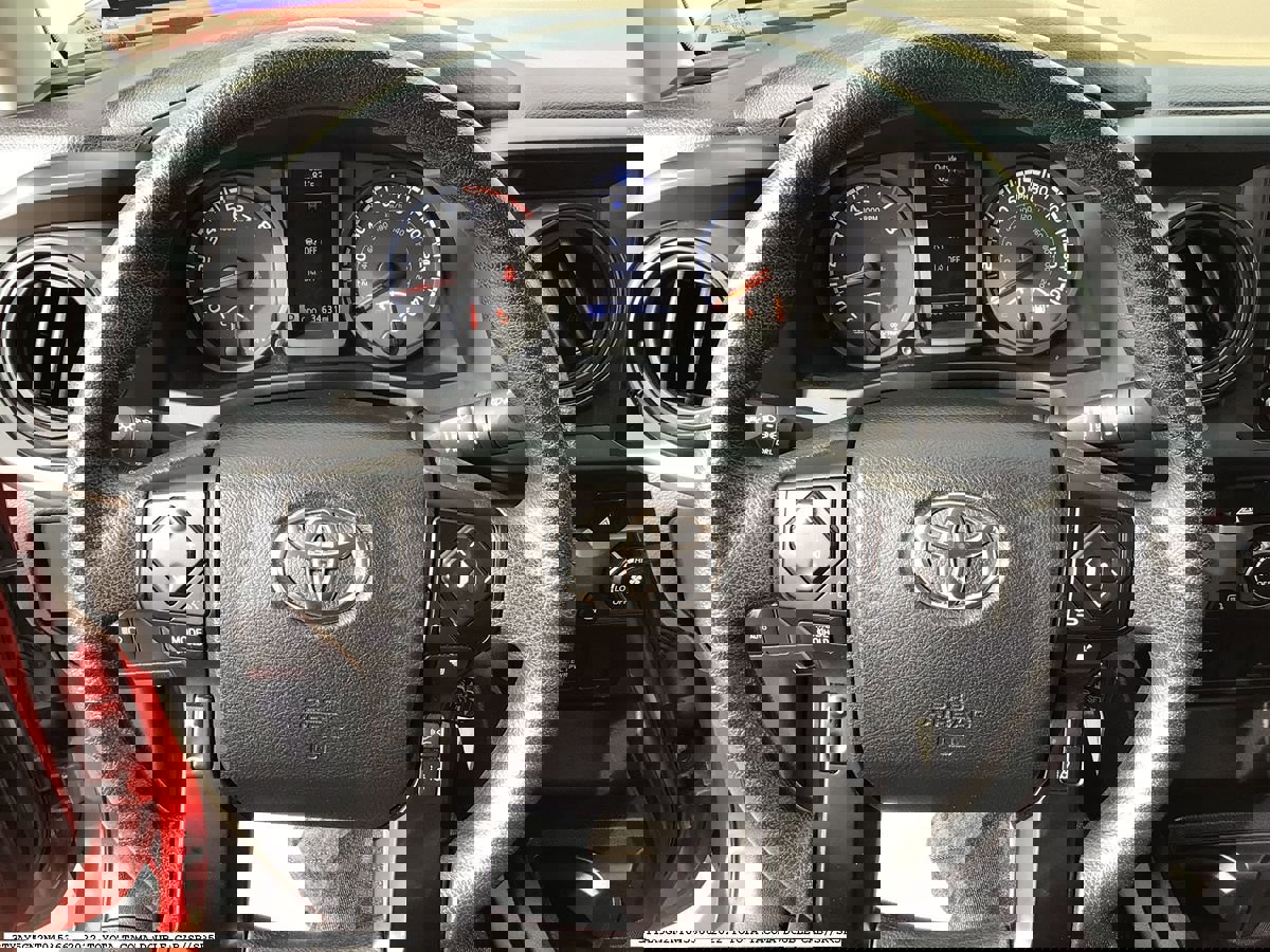 Used 2022 Toyota Tacoma SR w/ SR Convenience Package image 8